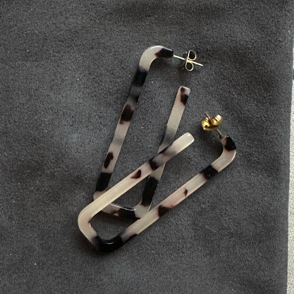 Tortoise Shell Hoop Earrings